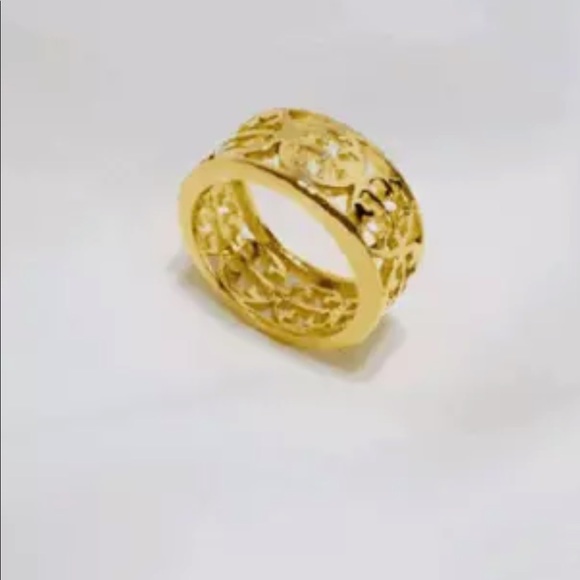 TORY BURCH GOLD PLATE KINSLEY RING SIZE 7. TB LOGO CUT OUTS ALL AROUND, DUST BAG - Picture 3 of 9
